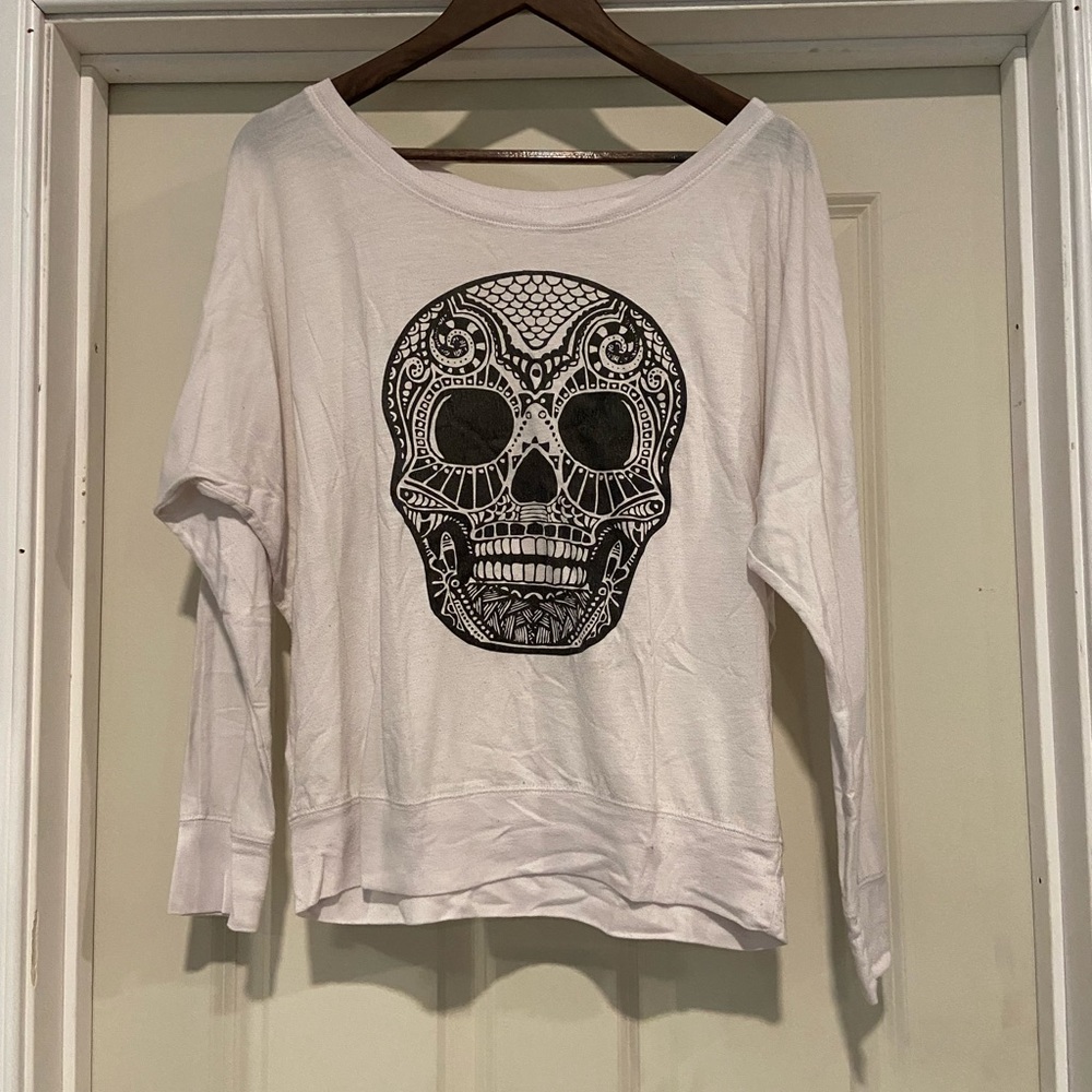 Woman's off the shoulder skull long sleeve t shirt